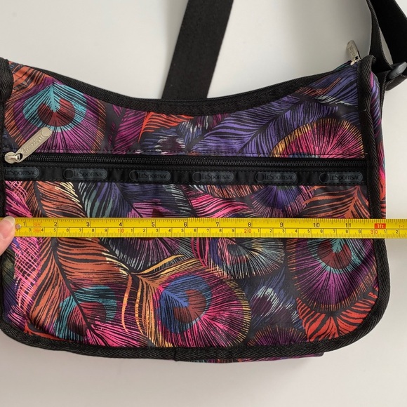 LeSportsac Peacock Feather Masquerade Bag Shoulder Crossbody Rainbow Pockets - Picture 11 of 11